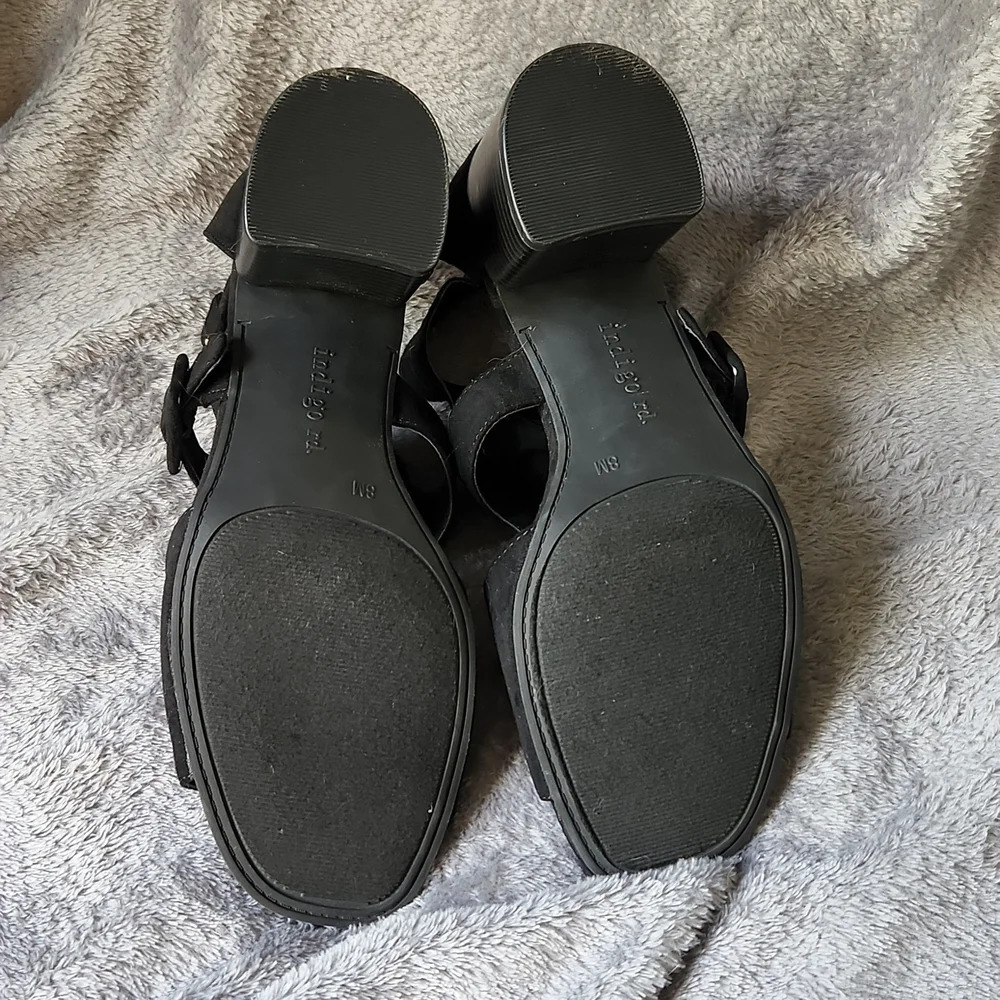 Indigo Road Black Suede Open Toe Sandals - Picture 11 of 12